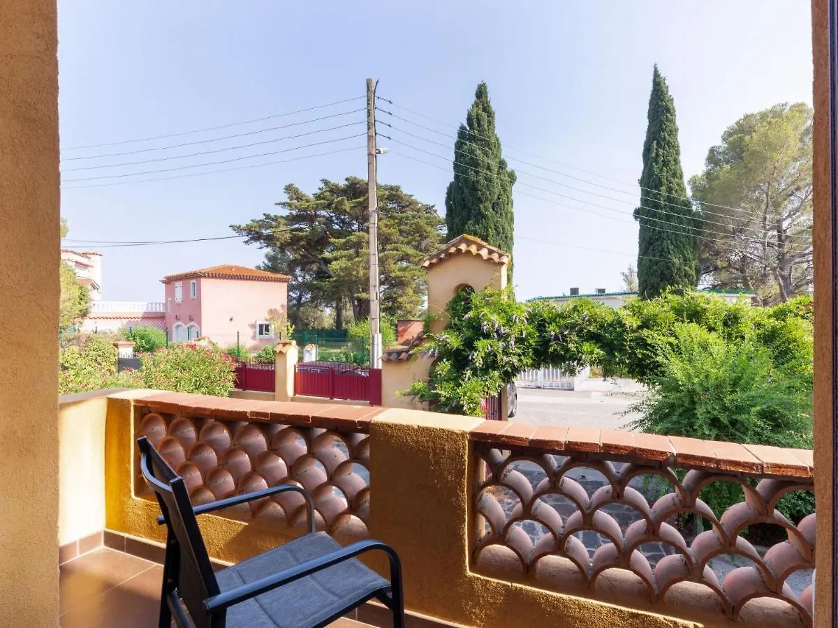 Apartment Grace By Interhome Saint-Raphael