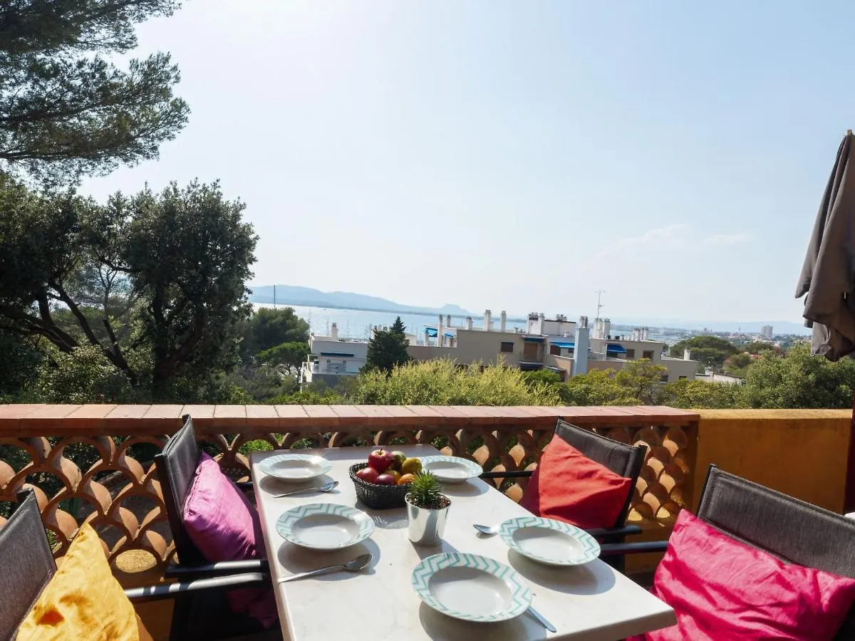 Apartment Grace By Interhome Saint-Raphael